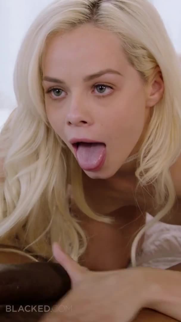 Elsa Jean, Jason Luv - Blowjob