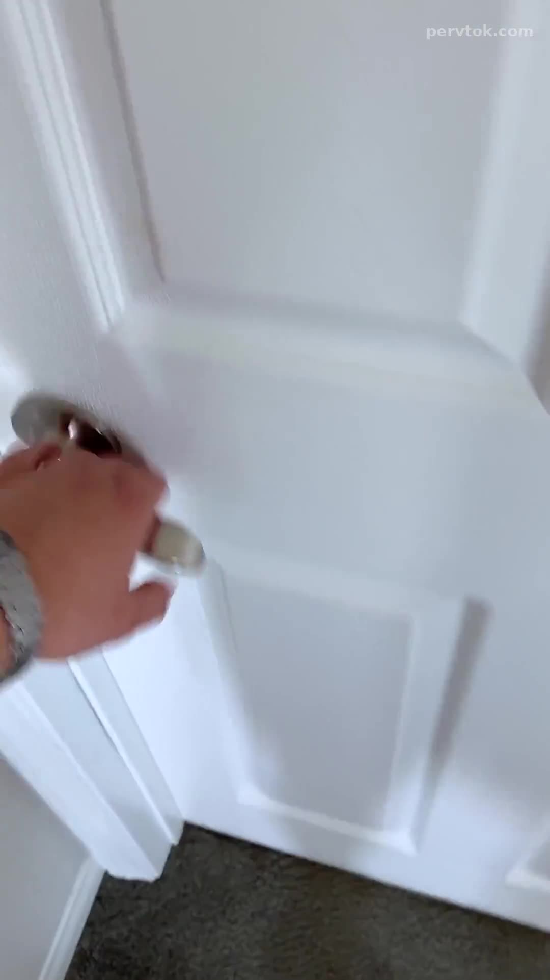 Lilibet Saunders - Busty Sorority Slut Fucked in Dorm Room | Taboolu